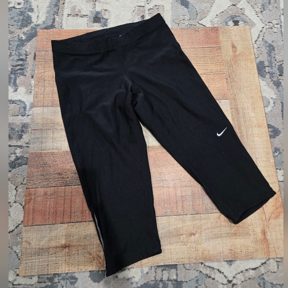 Women's Nike Drifit Running Capris